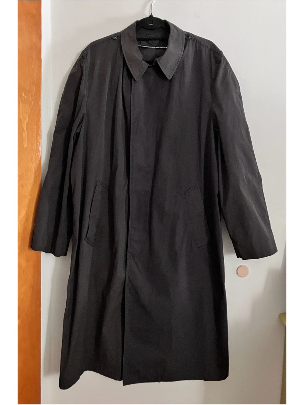 US Navy All-Weather Black Cotton-Poly Trench Raincoat Men’s 42R / LG